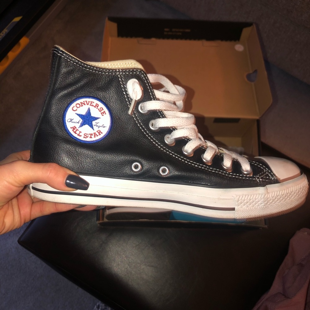Men’s 8 converse